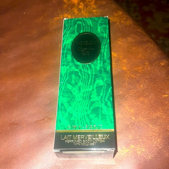 Dior LAIT MERVEILLEUX extremely rare new in box - Picture 2 of 4